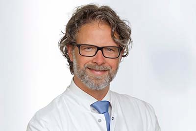 OB_Dr.-med.-Sebastian-Schmidt-kommissarischer-Chefarzt-der-Klinik-fuer-Urologie-am-EKO_